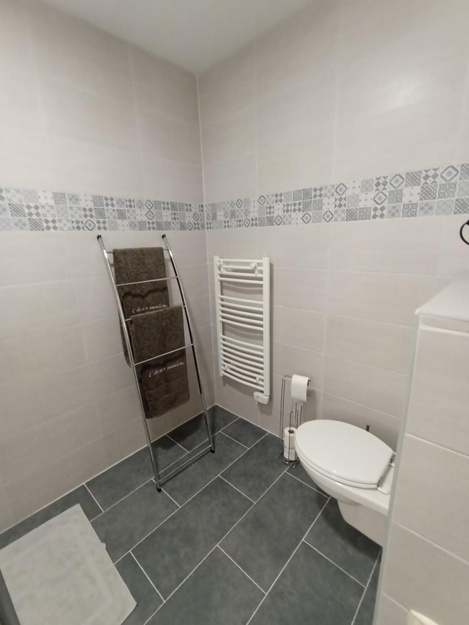 Chambres Et Tables D'Hotes " O Doux Matins " Aux Portes De Chinon Rivière Dış mekan fotoğraf